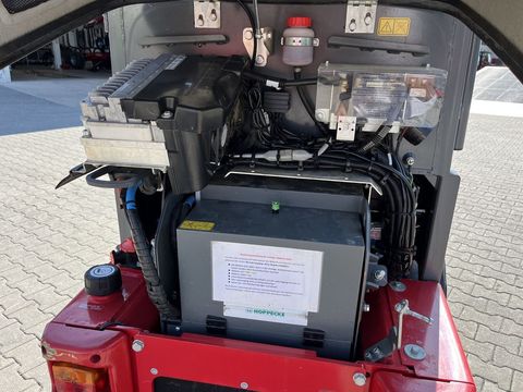 [3379-6075677-9.jpg]