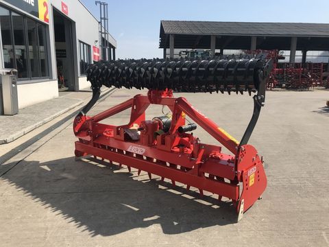 [3379-6256109-6.jpg]