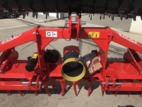 [3379-6256109-8.jpg]