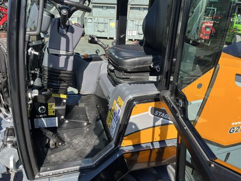 [3379-6261932-14.jpg]