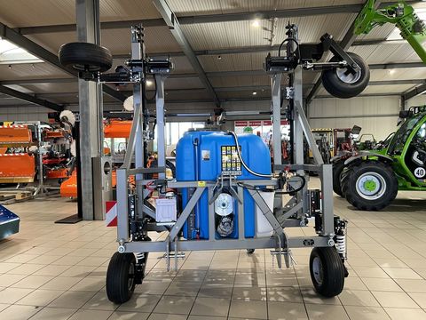 [3379-6286000-0.jpg]