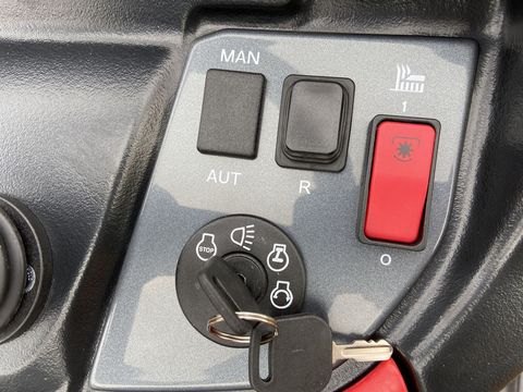 [3379-6299979-2.jpg]