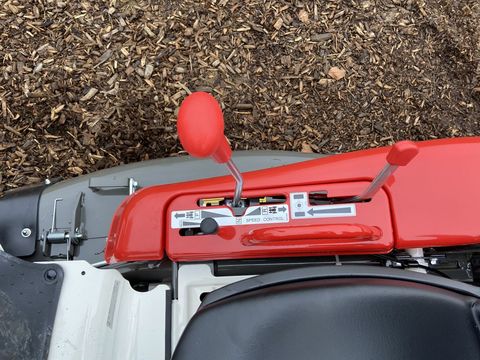 [3379-6299982-6.jpg]