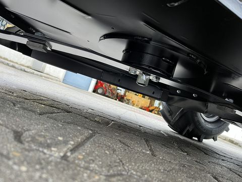 [3379-6310489-6.jpg]