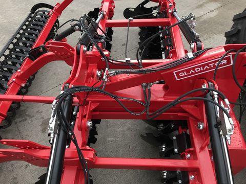 [3379-6316018-8.jpg]