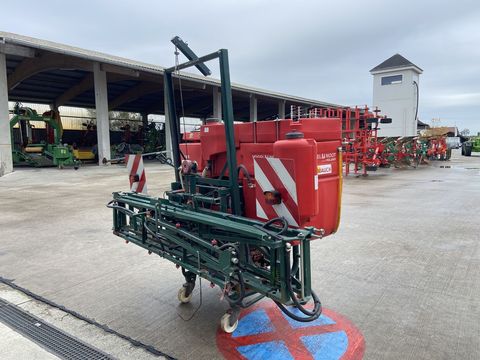 [3379-6386392-4.jpg]