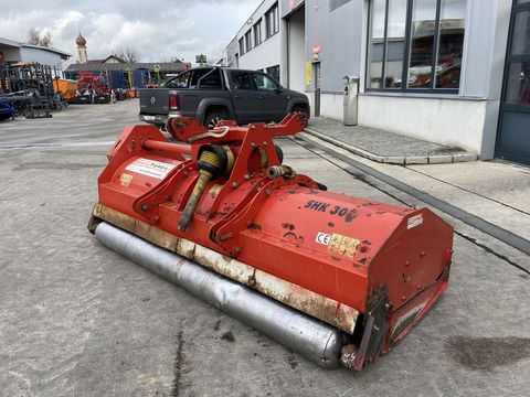 [3379-6451845-4.jpg]