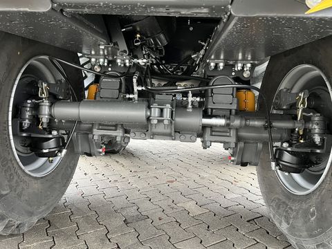 [3379-6495726-10.jpg]