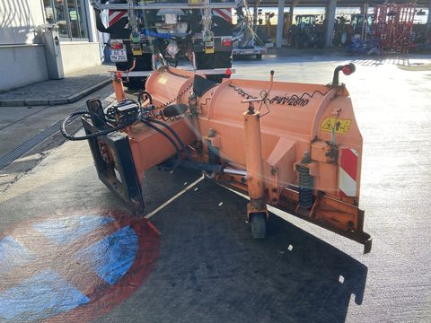 [3379-6518904-2.jpg]