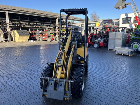 [3379-6518955-2.jpg]