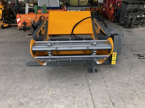 [3379-6519060-3.jpg]