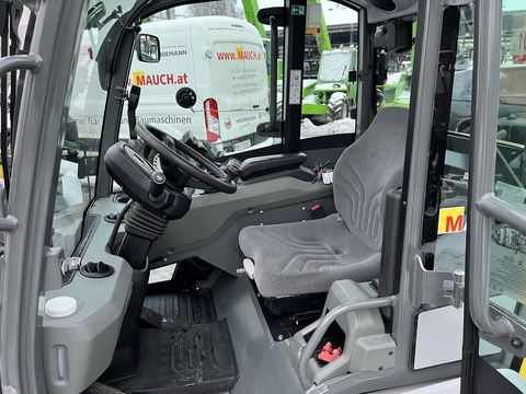 [3379-6614735-15.jpg]