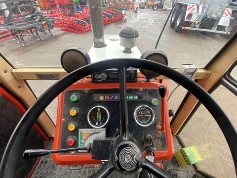 [3379-6633959-12.jpg]