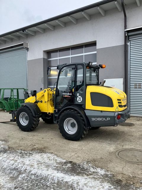 [3379-6634069-10.jpg]