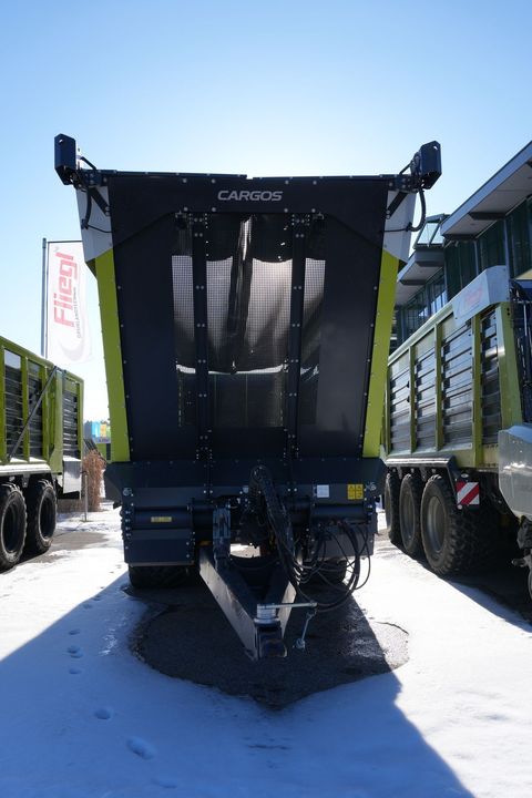 [3379-6642468-1.jpg]