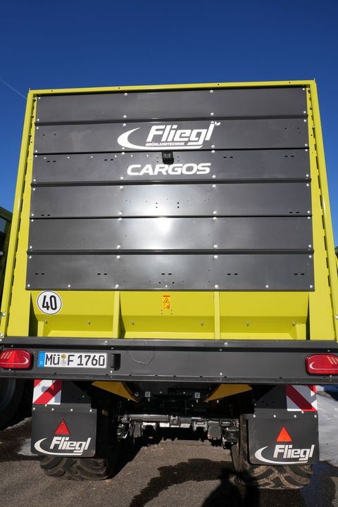 [3379-6642468-3.jpg]