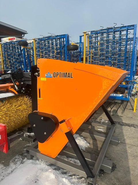 [3379-6646552-1.jpg]