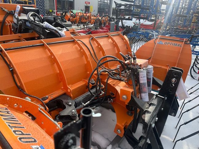 [3379-6646564-0_1.jpg]