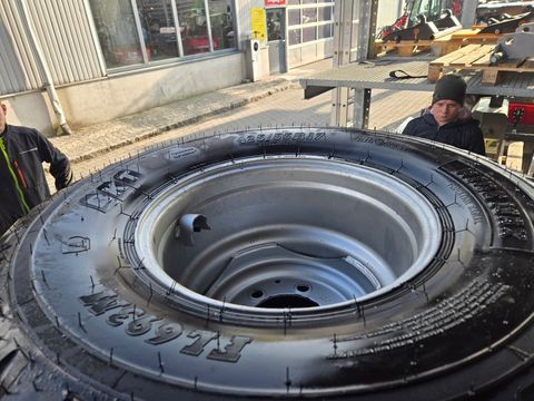 [3379-6646611-2.jpg]