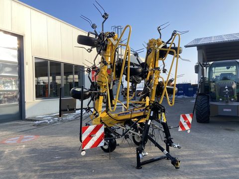 [3379-6646726-2.jpg]