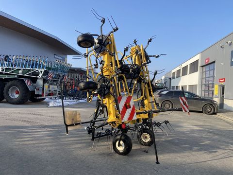 [3379-6646726-6.jpg]