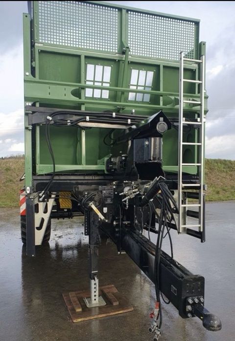 [3379-6664198-1.jpg]