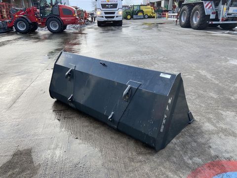 [3379-6664267-4.jpg]