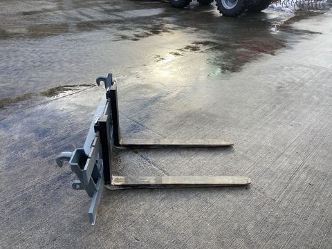 [3379-6664275-1.jpg]