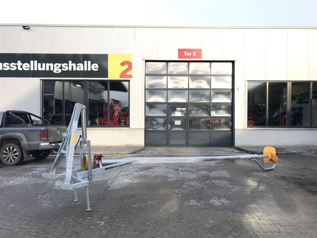 [3379-6666650-0_1.jpg]