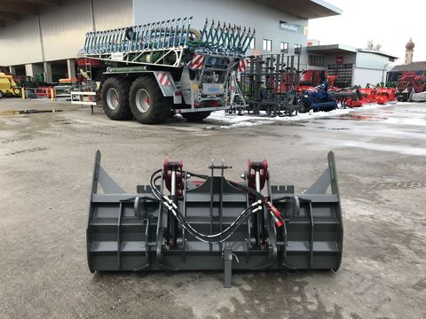 [3379-6666677-3.jpg]