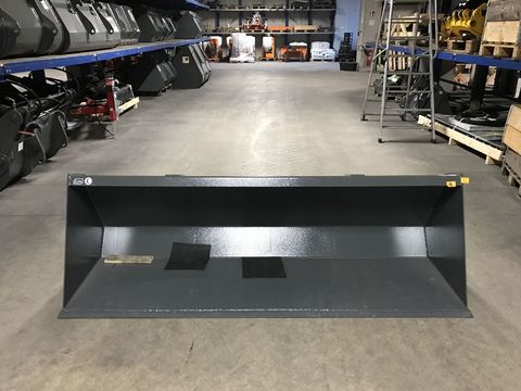 [3379-6666873-0.jpg]