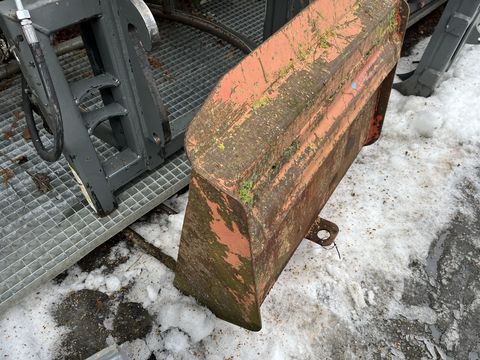 [3379-6667446-0.jpg]