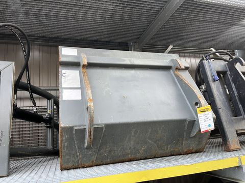 [3379-6667449-2.jpg]