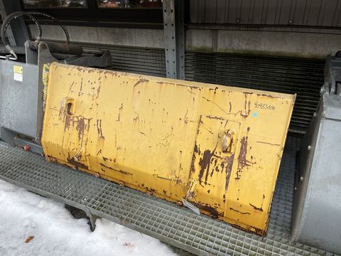 [3379-6667456-0.jpg]