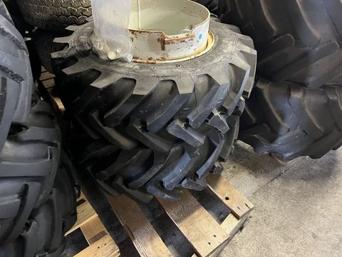 [3379-6667493-0.jpg]