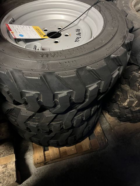 [3379-6667508-1.jpg]