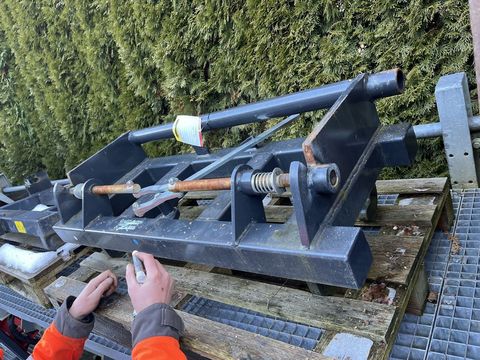 [3379-6667540-0.jpg]