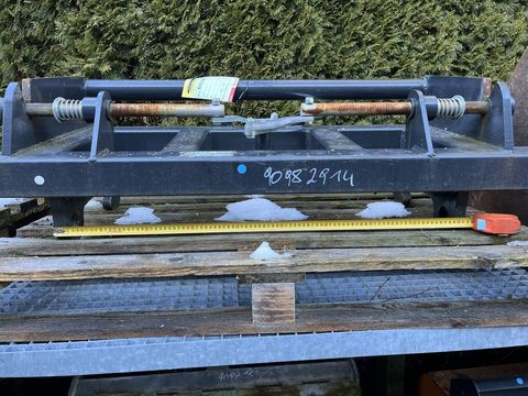 [3379-6667540-6.jpg]