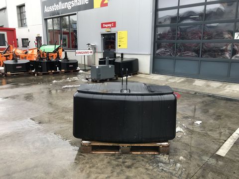 [3379-6667687-0.jpg]