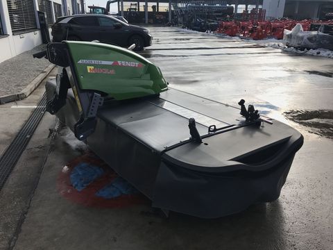 [3379-6671132-4.jpg]