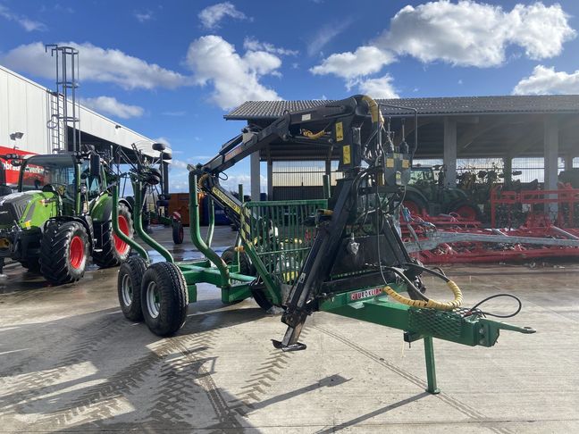 [3379-6724576-0_1.jpg]