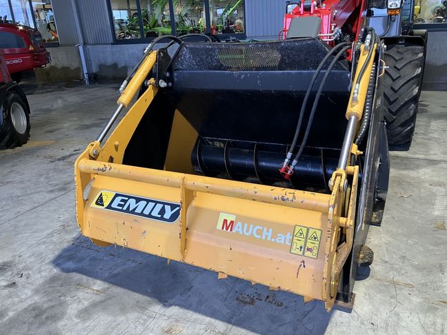 [3379-6725293-0_1.jpg]