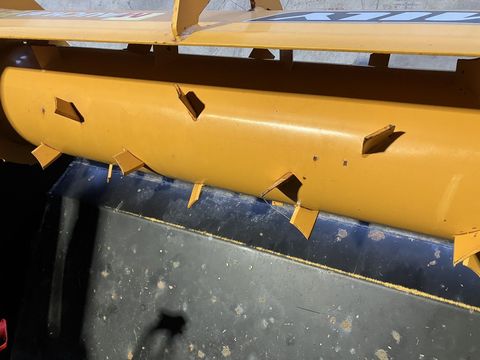 [3379-6725293-4.jpg]