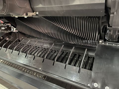 [3379-6727897-10.jpg]