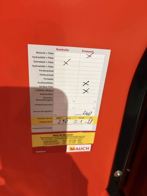 [3379-6746119-5.jpg]