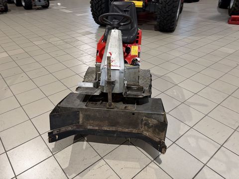 [3379-6746127-2.jpg]