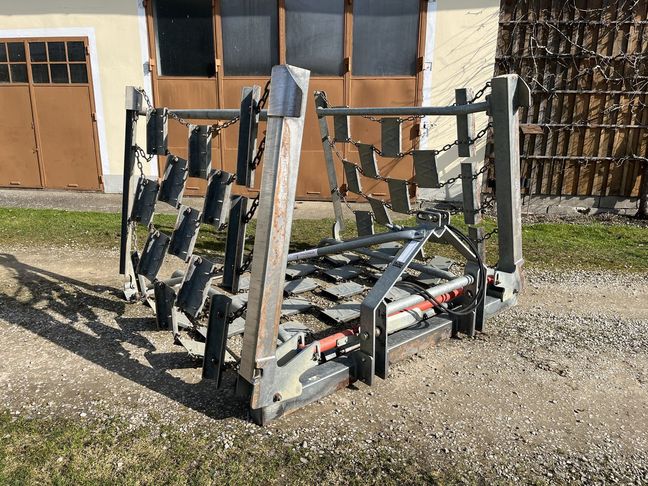 [3379-6797711-0_1.jpg]