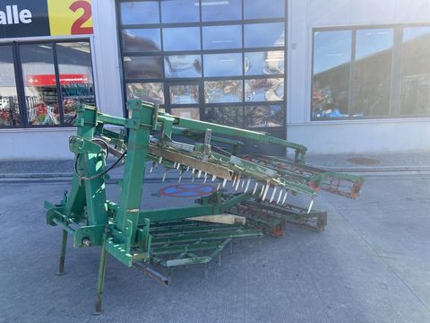 [3379-6899575-1.jpg]