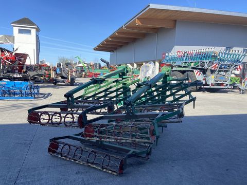 [3379-6899575-6.jpg]