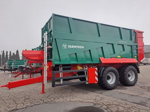 [3379-6903181-0.jpg]